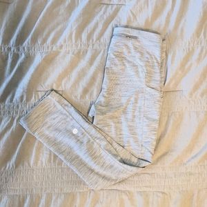 Lululemon cropped leggings